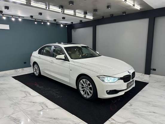 BMW-328i-2.0 GP 16V ACTIVEFLEX 4P AUTOMÁTICO BMW-328i-2013