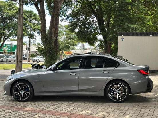 BMW-330e-2.0 16V TURBO HÍBRIDO M SPORT AUTOMÁTICO BMW-330e-2024