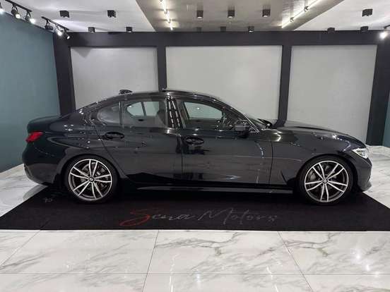 BMW-330i-2019