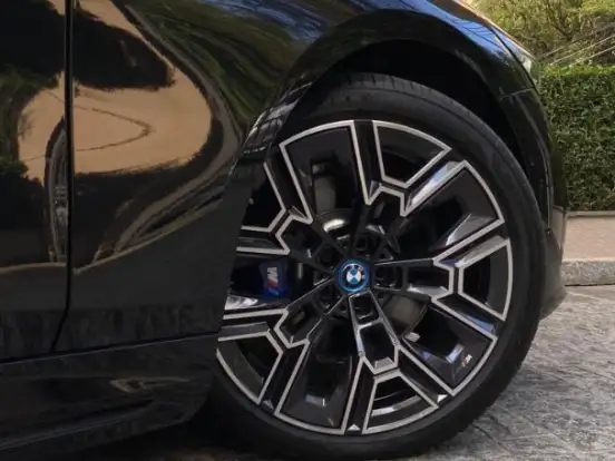 BMW-530e-2.0 TWINPOWER PHEV M SPORT AUTOMÁTICO BMW-530e-2024