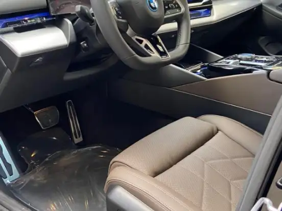 BMW-530e-2.0 TWINPOWER PHEV M SPORT AUTOMÁTICO BMW-530e-2024