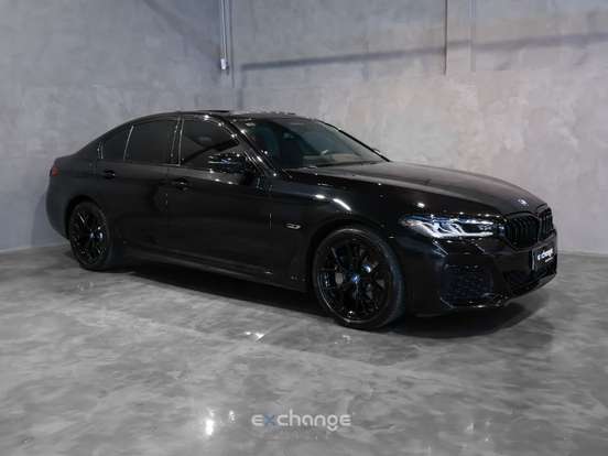 BMW-530e-2.0 16V TWINPOWER HÍBRIDO LUXURY AUTOMÁTICO BMW-530e-2023