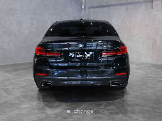 BMW-530e-2.0 16V TWINPOWER HÍBRIDO LUXURY AUTOMÁTICO BMW-530e-2023