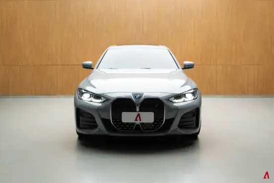 BMW-I4-2023