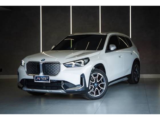 BMW iX1 ELÉTRICO eDRIVE20 X LINE
