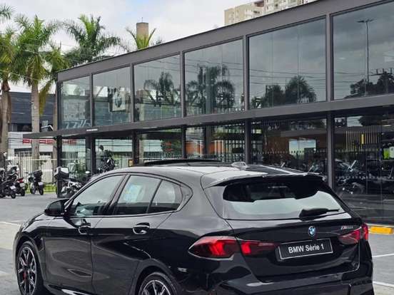 BMW-M 135i-2026
