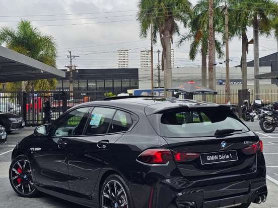BMW-M 135i-2026