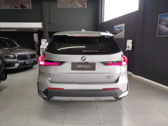 BMW-X1-2023