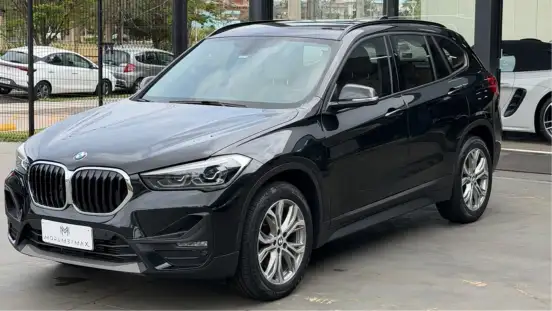 BMW-X1-2021
