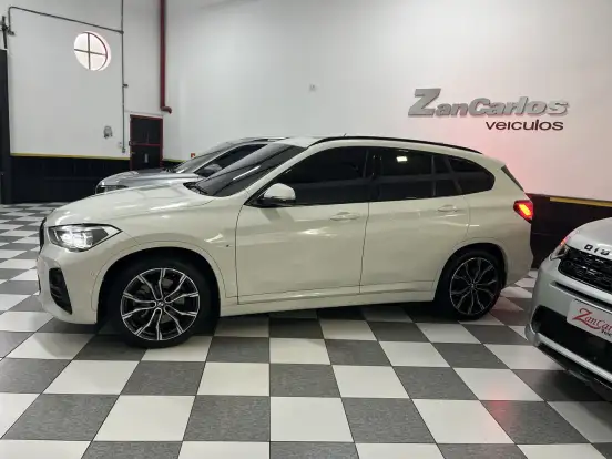 BMW-X1-2022