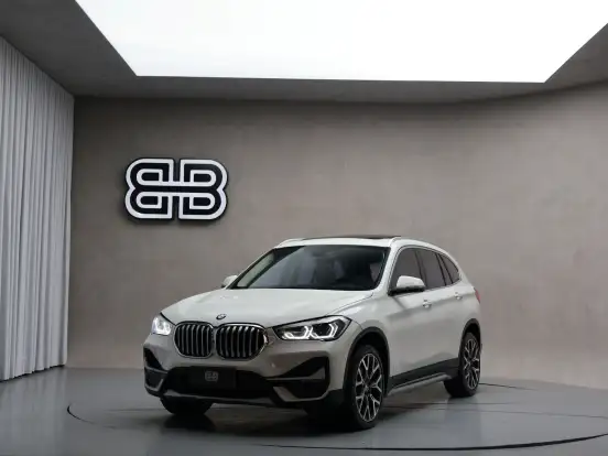 BMW-X1-2.0 16V TURBO ACTIVEFLEX SDRIVE20I X-LINE PLUS 4P AUTOMÁTICO BMW-X1-2022