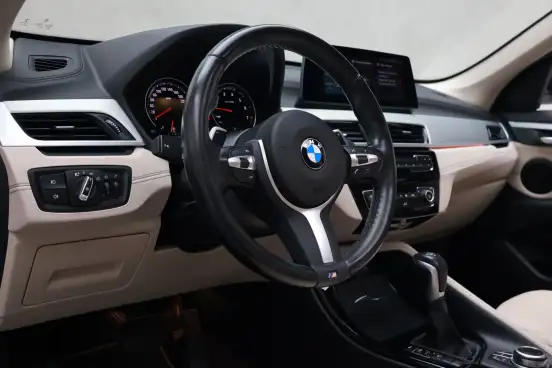 BMW-X1-2022