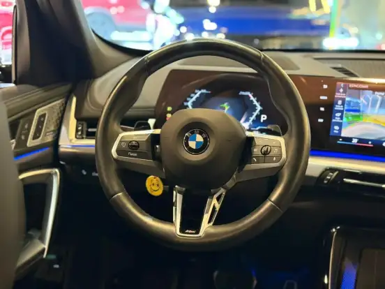 BMW-X1-2024