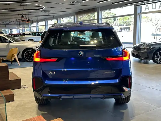 BMW-X1-2025