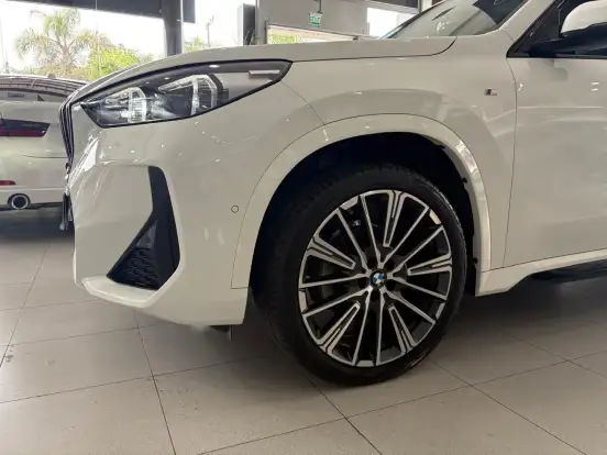 BMW-X1-2025