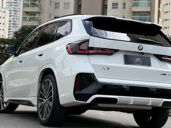 BMW-X1-2.0 16V TURBO GASOLINA SDRIVE20I M SPORT STEPTRONIC BMW-X1-2023