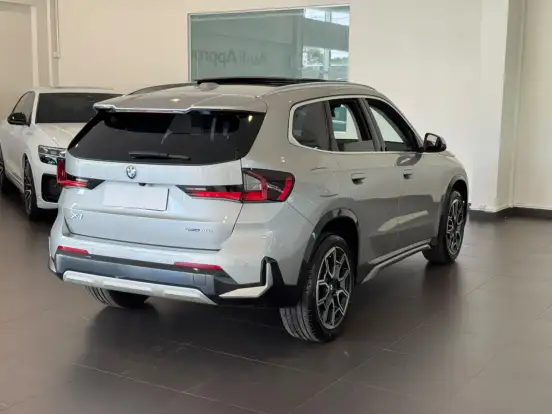 BMW-X1-2023