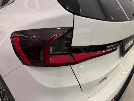BMW-X1-2024
