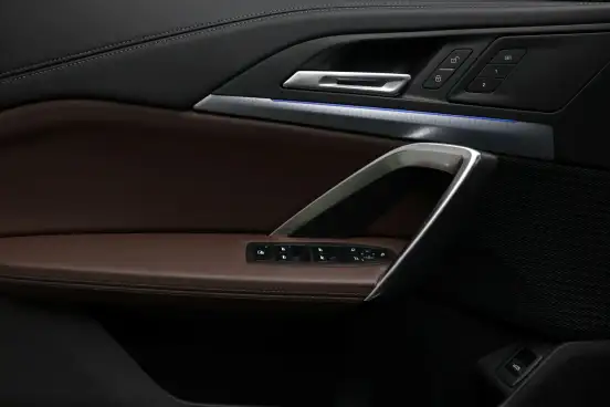 BMW-X1-2024