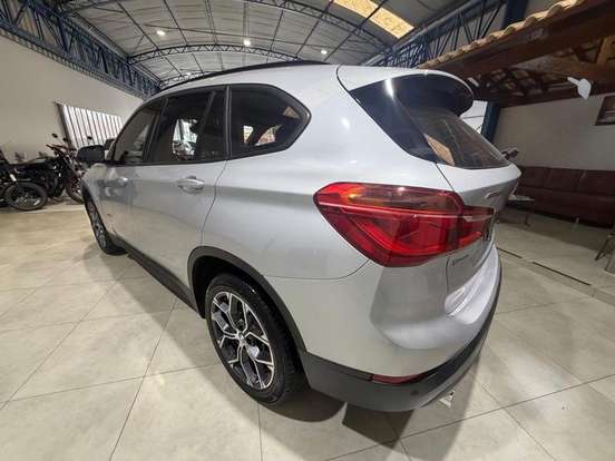 BMW-X1-2.0 16V TURBO ACTIVEFLEX SDRIVE20I 4P AUTOMÁTICO BMW-X1-2017