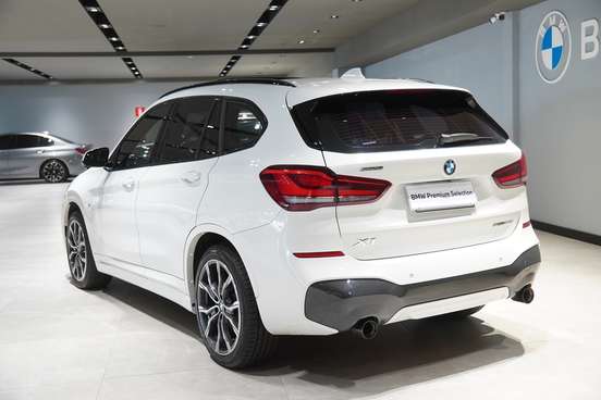 BMW-X1-2022