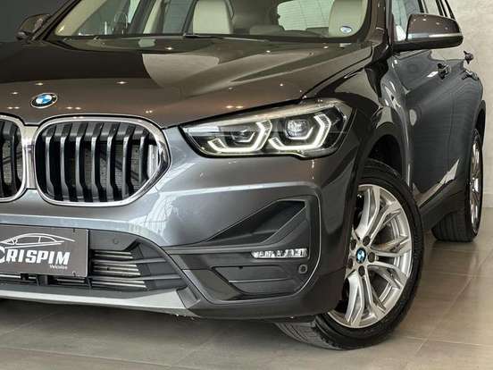 BMW-X1-2.0 16V TURBO ACTIVEFLEX SDRIVE20I X-LINE 4P AUTOMÁTICO BMW-X1-2019
