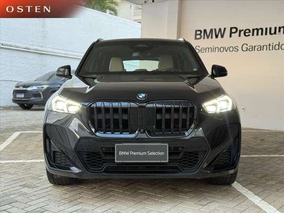 BMW-X1-2024