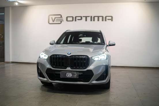 BMW-X1-2024