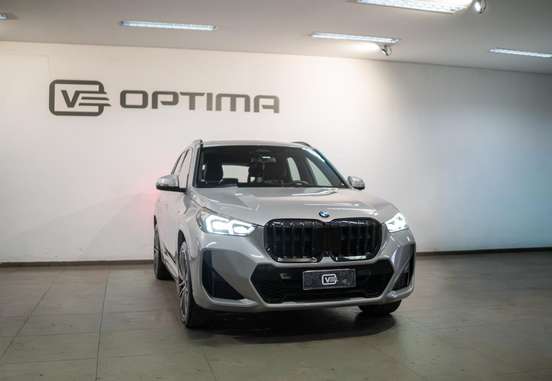 BMW-X1-2024