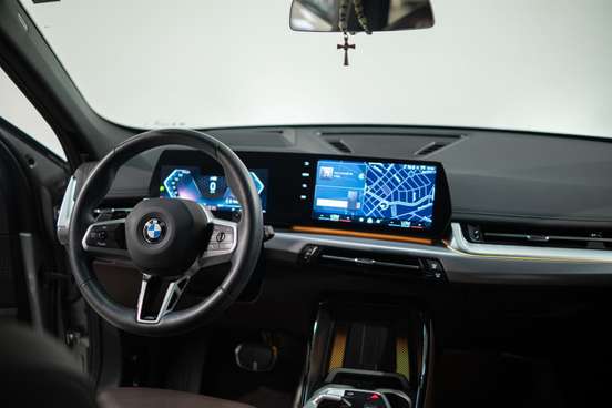 BMW-X1-2024