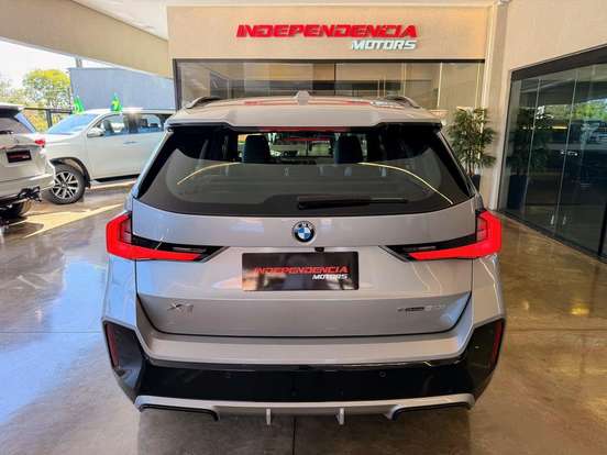 BMW-X1-2.0 16V TURBO GASOLINA SDRIVE20I M SPORT STEPTRONIC BMW-X1-2024