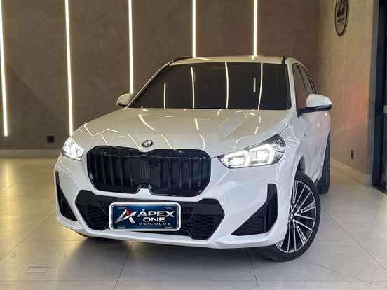 BMW-X1-2025
