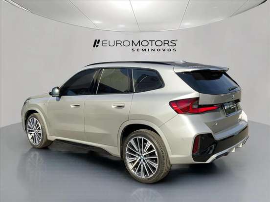 BMW-X1-2.0 16V TURBO GASOLINA SDRIVE20I M SPORT STEPTRONIC BMW-X1-2023