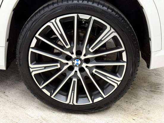 BMW-X1-2025