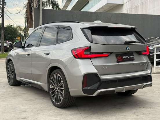 BMW-X1-2.0 16V TURBO GASOLINA SDRIVE20I M SPORT STEPTRONIC BMW-X1-2024