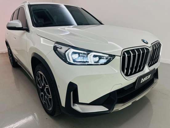 BMW-X1-2024