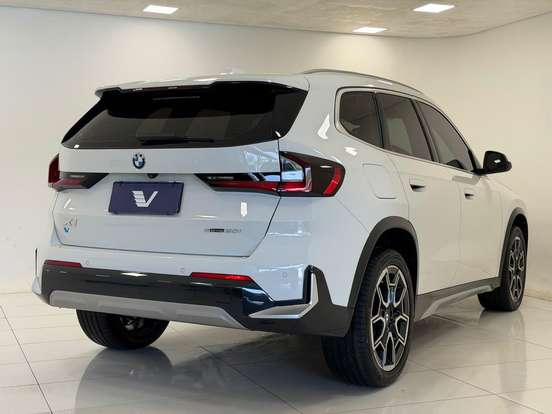 BMW-X1-2.0 16V TURBO GASOLINA SDRIVE20I X-LINE STEPTRONIC BMW-X1-2024