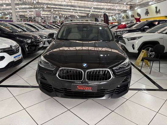 BMW-X2-2021