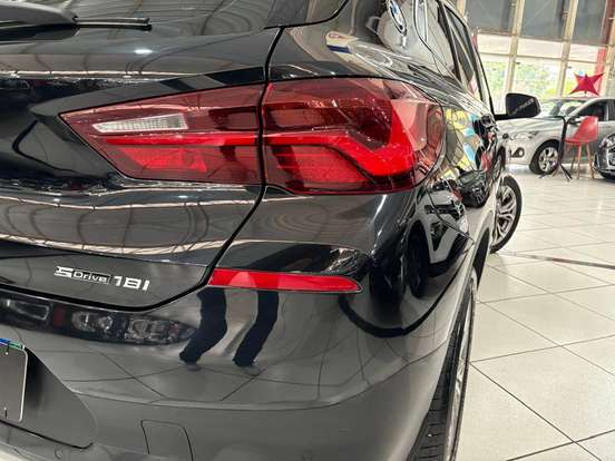 BMW-X2-2021