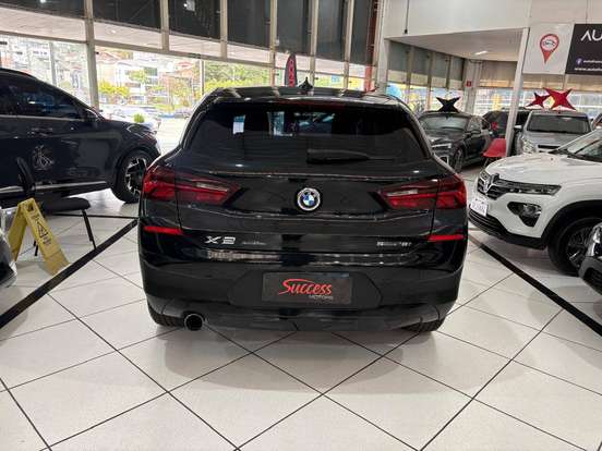 BMW-X2-2021