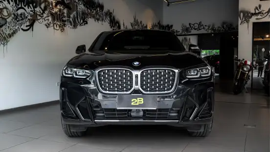 BMW-X4-2025