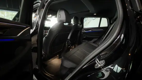 BMW-X4-2025