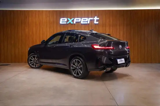 BMW-X4-2023