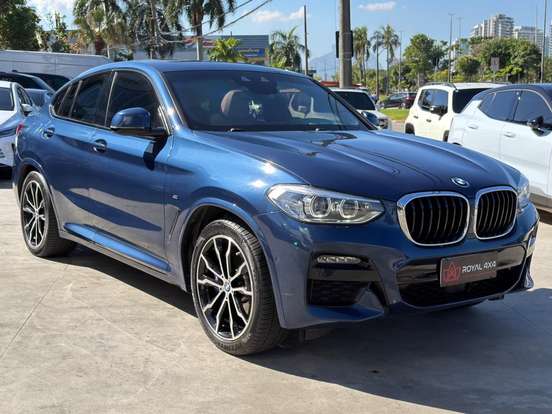 BMW-X4-2021