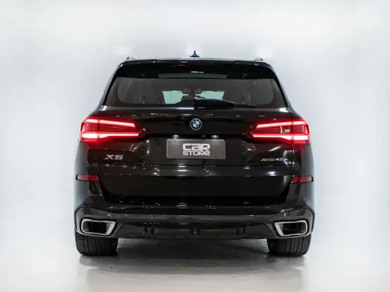 BMW-X5-2022
