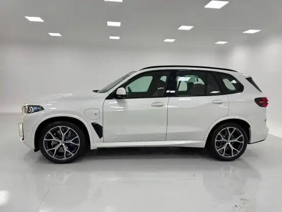 BMW-X5-3.0 I6 TURBO HÍBRIDO XDRIVE50E M SPORT AUTOMÁTICO BMW-X5-2025