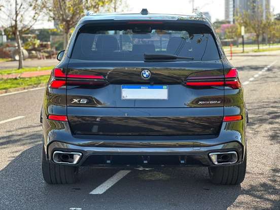 BMW-X5-3.0 I6 TURBO HÍBRIDO XDRIVE50E M SPORT AUTOMÁTICO BMW-X5-2023