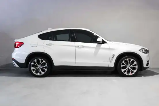 BMW-X6-2016