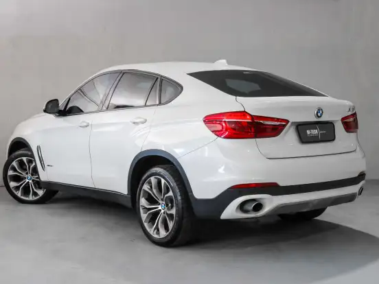 BMW-X6-3.0 35I 4X4 COUPÉ 6 CILINDROS 24V GASOLINA 4P AUTOMÁTICO BMW-X6-2016