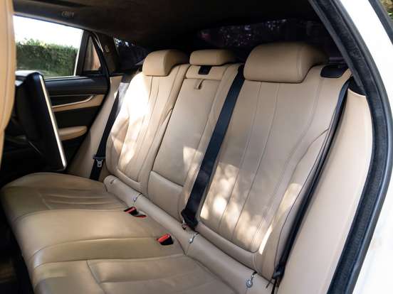 BMW-X6-4.4 M SPORT 4X4 COUPÉ V8 32V BI-TURBO GASOLINA 4P AUTOMÁTICO BMW-X6-2015